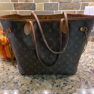Louis Vuitton Neverfull MM